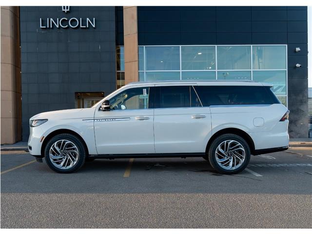 2026 Lincoln Navigator L Reserve (Stk: T-732) in Calgary - Image 3 of 23