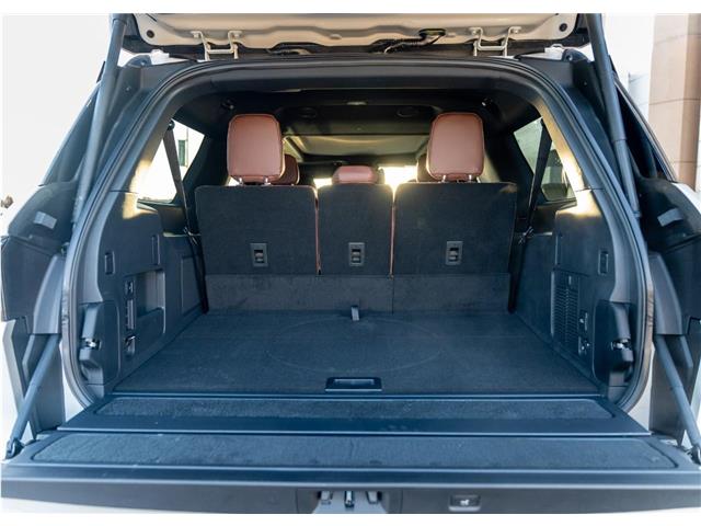 2026 Lincoln Navigator L Reserve (Stk: T-732) in Calgary - Image 6 of 23