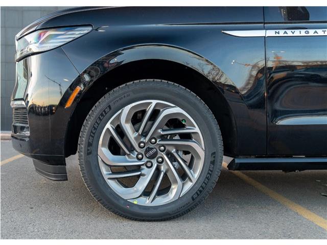 2026 Lincoln Navigator Reserve (Stk: T-726) in Calgary - Image 7 of 21 2026 Lincoln Navigator Reserve (Stk: T-726) in Calgary - Image 7 of 21