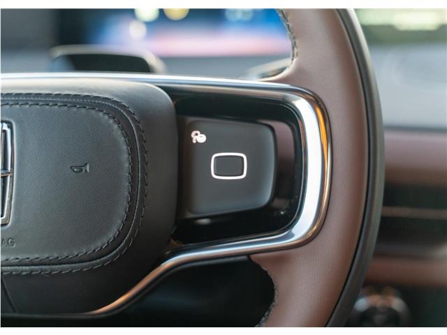 2026 Lincoln Navigator Reserve (Stk: T-726) in Calgary - Image 13 of 21 2026 Lincoln Navigator Reserve (Stk: T-726) in Calgary - Image 13 of 21