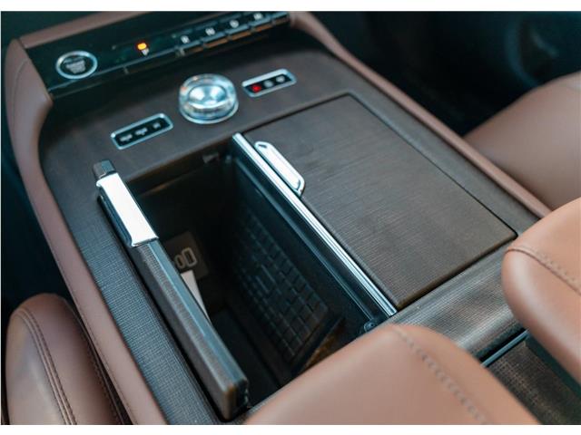 2026 Lincoln Navigator Reserve (Stk: T-726) in Calgary - Image 15 of 21 2026 Lincoln Navigator Reserve (Stk: T-726) in Calgary - Image 15 of 21