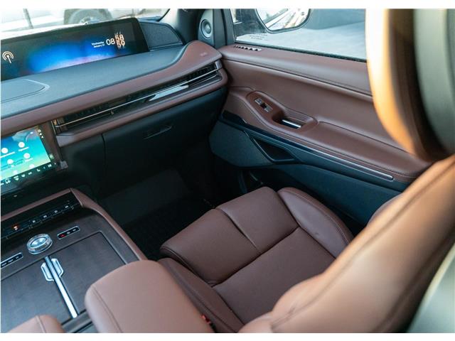 2026 Lincoln Navigator Reserve (Stk: T-726) in Calgary - Image 17 of 21 2026 Lincoln Navigator Reserve (Stk: T-726) in Calgary - Image 17 of 21