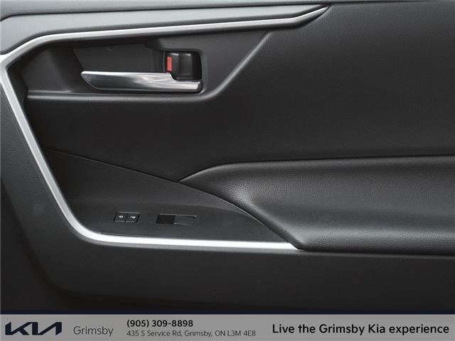 2019 Toyota RAV4 Hybrid Xle | AWD | SUN ROOF | CLEAN CAR FAX | (Stk: D5917B) in Grimsby - Image 14 of 18