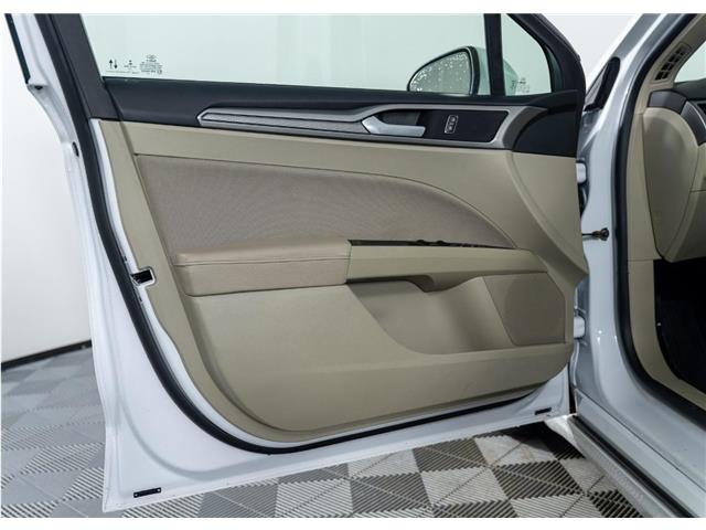 2020 Ford Fusion SE (Stk: TU0226) in Calgary - Image 10 of 24