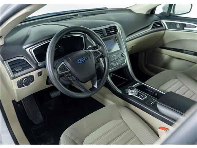2020 Ford Fusion SE (Stk: TU0226) in Calgary - Image 12 of 24