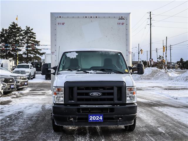 2024 Ford E-450 Cutaway Base (Stk: P23890) in Toronto - Image 2 of 11