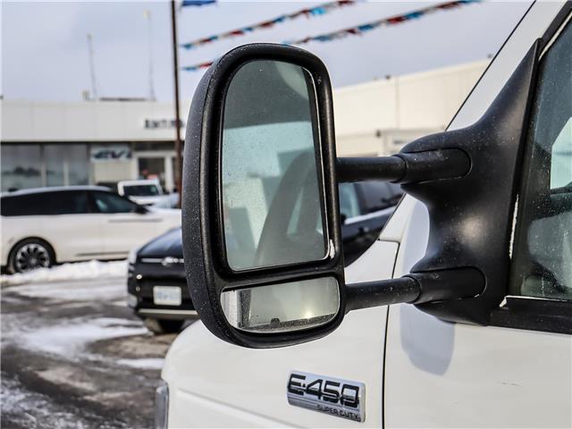 2024 Ford E-450 Cutaway Base (Stk: P23890) in Toronto - Image 4 of 11