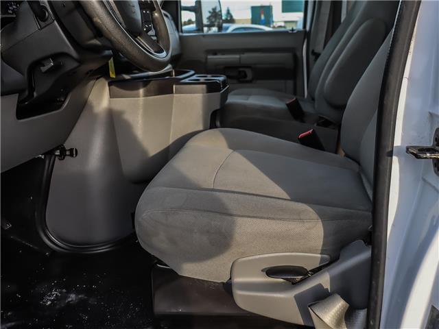 2024 Ford E-450 Cutaway Base (Stk: P23890) in Toronto - Image 6 of 11