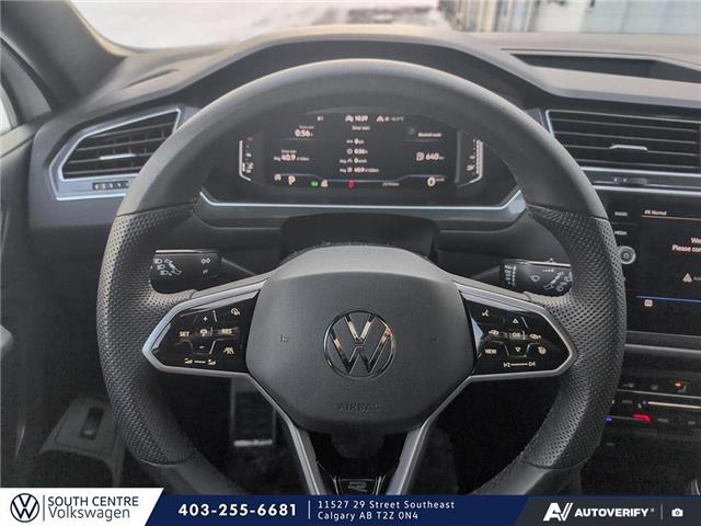 2024 Volkswagen Tiguan Comfortline R-Line Black Edition (Stk: SU7715) in Calgary - Image 13 of 24