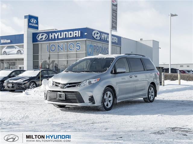 2020 Toyota Sienna LE 8-Passenger (Stk: 050034) in Milton - Image 1 of 28