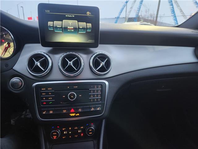 2017 Mercedes-Benz GLA 250 Base in Ottawa - Image 13 of 30