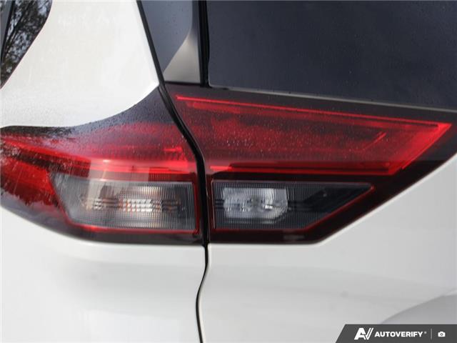 2023 Nissan Rogue SV Moonroof (Stk: 35560) in London - Image 12 of 27