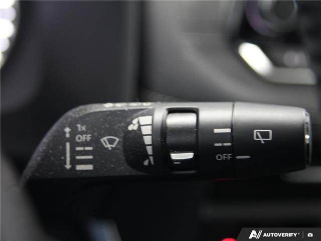 2023 Nissan Rogue SV Moonroof (Stk: 35560) in London - Image 16 of 27
