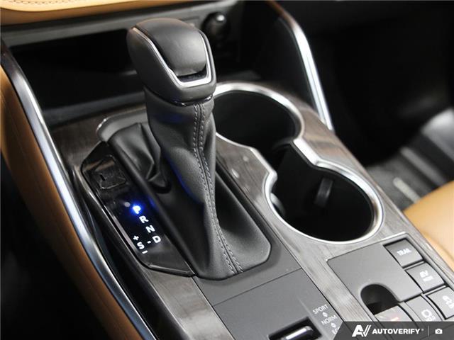 2023 Toyota Highlander Hybrid Limited (Stk: 35602) in London - Image 19 of 27