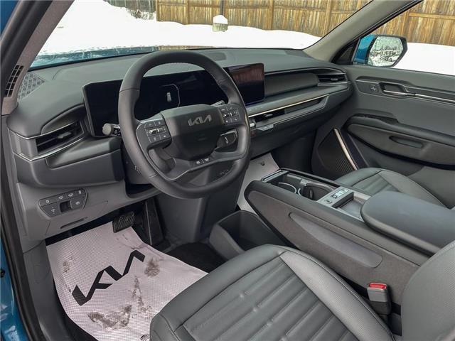 2026 Kia EV9 Land w/Premium Package (Stk: 26-060) in North Bay - Image 7 of 7