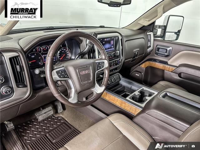 2015 GMC Sierra 3500HD SLT (Stk: 25H637A) in Chilliwack - Image 17 of 36 2015 GMC Sierra 3500HD SLT (Stk: 25H637A) in Chilliwack - Image 17 of 36