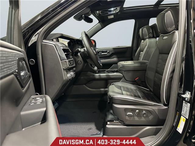 2026 GMC Yukon AT4 Ultimate (Stk: 302483) in Lethbridge - Image 9 of 15