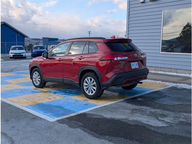 2022 Toyota Corolla Cross LE (Stk: LP1016) in Mount Pearl - Image 6 of 18