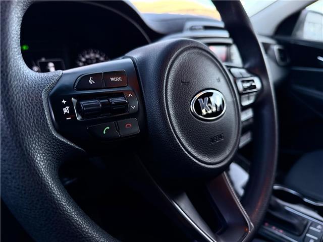 2016 Kia Sorento 2.4L LX (Stk: 4601C) in Calgary - Image 12 of 19