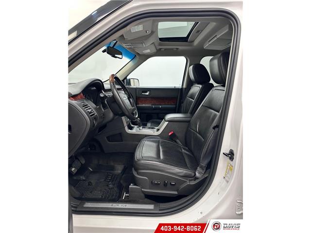 2009 Ford Flex Limited (Stk: 21106) in Lethbridge - Image 7 of 23 2009 Ford Flex Limited (Stk: 21106) in Lethbridge - Image 7 of 23