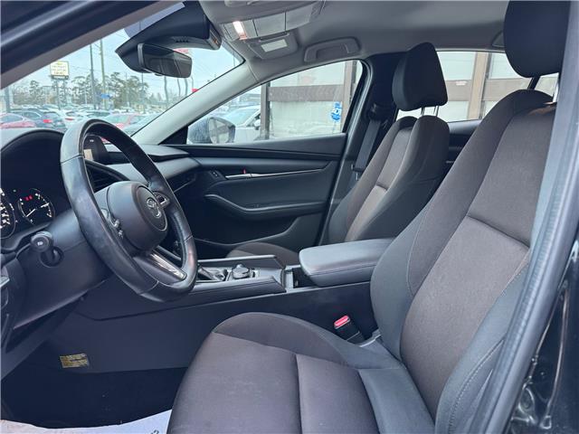 2021 Mazda Mazda3 GS (Stk: 2512639) in Waterloo - Image 10 of 19