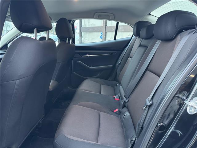 2021 Mazda Mazda3 GS (Stk: 2512639) in Waterloo - Image 16 of 19