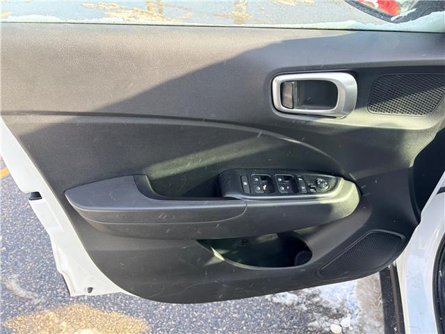 2021 Hyundai Venue Trend (Stk: S205B) in Chatham - Image 8 of 23 2021 Hyundai Venue Trend (Stk: S205B) in Chatham - Image 8 of 23