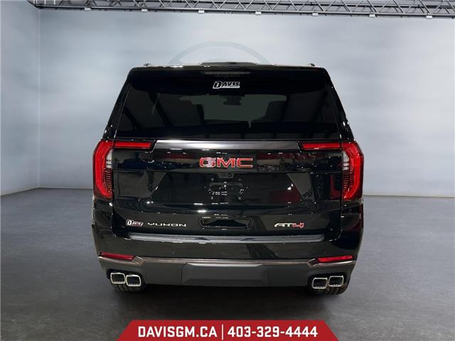 2026 GMC Yukon AT4 Ultimate (Stk: 302483) in Lethbridge - Image 4 of 15