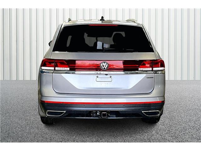 2024 Volkswagen Atlas 2.0 TSI Highline (Stk: 25AT8286A) in Cranbrook - Image 4 of 30