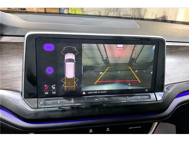 2024 Volkswagen Atlas 2.0 TSI Highline (Stk: 25AT8286A) in Cranbrook - Image 22 of 30