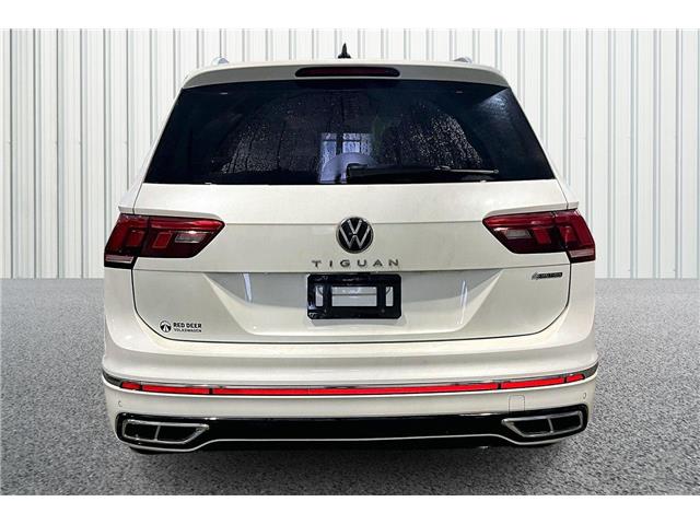 2024 Volkswagen Tiguan Highline R-Line (Stk: 25TI7359A) in Cranbrook - Image 4 of 26
