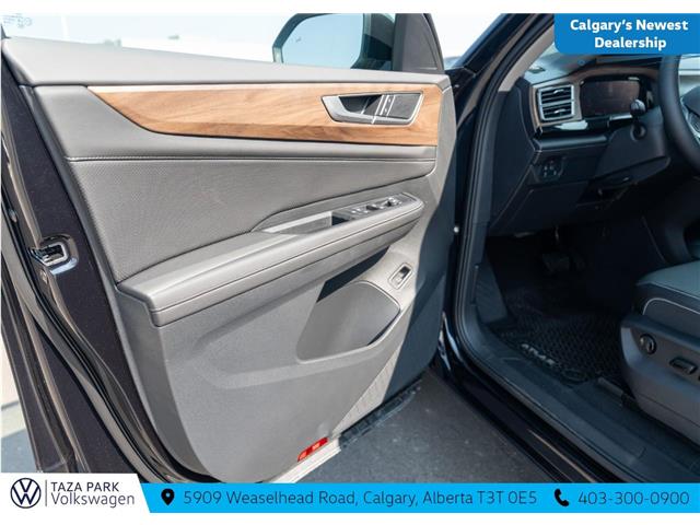 2025 Volkswagen Atlas 2.0 TSI Comfortline (Stk: TS-0310) in Calgary - Image 11 of 21