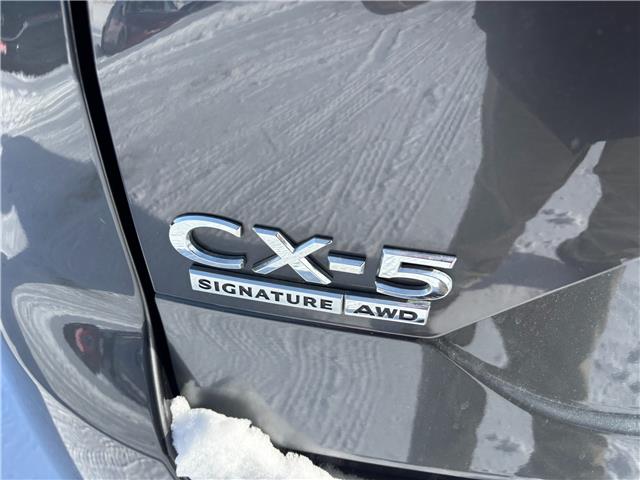 2021 Mazda CX-5 Signature (Stk: M6041) in Sarnia - Image 10 of 31