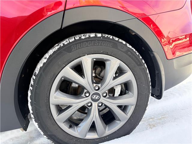 2018 Hyundai Santa Fe Sport 2.0T Ultimate (Stk: S392A) in Chatham - Image 5 of 19