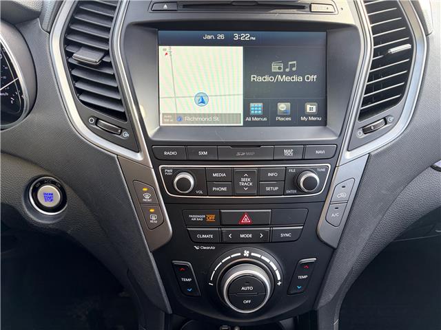 2018 Hyundai Santa Fe Sport 2.0T Ultimate (Stk: S392A) in Chatham - Image 13 of 19