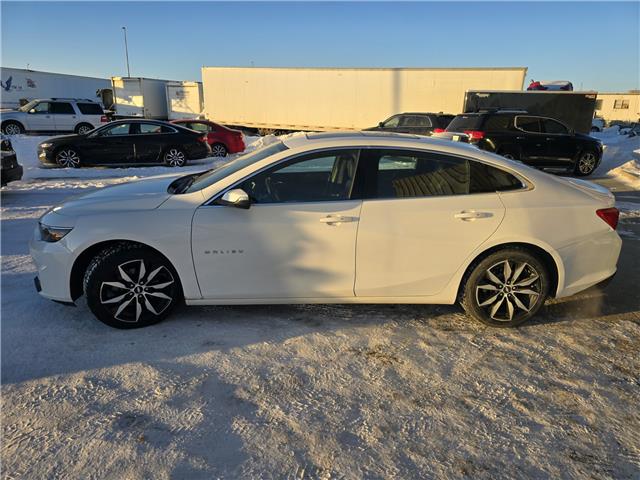 2018 Chevrolet Malibu LT in Saskatoon - Image 4 of 13