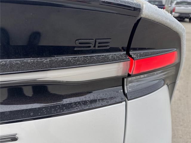 2026 Toyota Prius Plug-In Hybrid SE (Stk: 3069861) in Cranbrook - Image 18 of 19