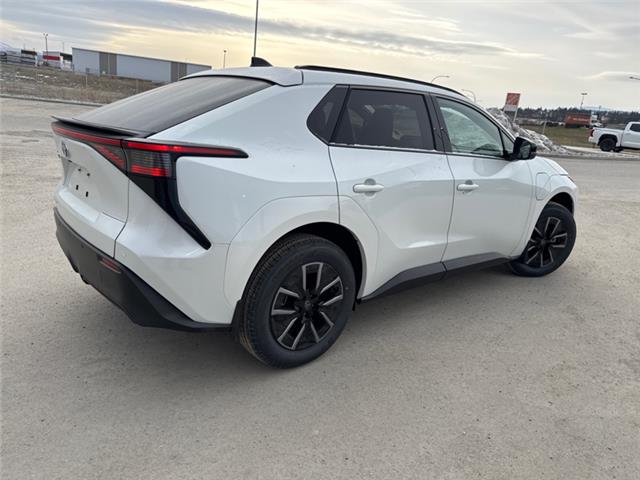 2026 Toyota bZ XLE (Stk: J018411) in Cranbrook - Image 5 of 21