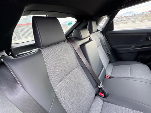 2026 Toyota bZ XLE (Stk: J018411) in Cranbrook - Image 12 of 21