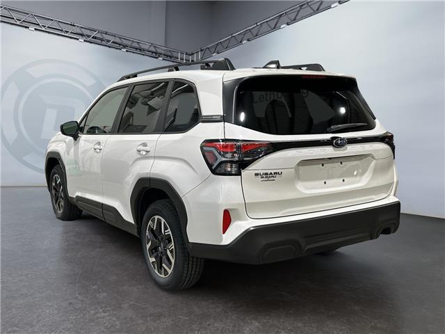 2026 Subaru Forester Convenience (Stk: 300159) in Lethbridge - Image 3 of 15