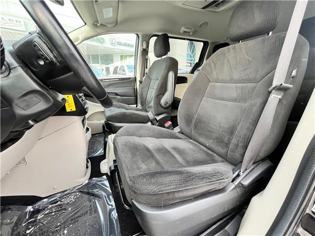 2017 Dodge Grand Caravan CVP/SXT (Stk: 23-298D) in Sarnia - Image 9 of 23