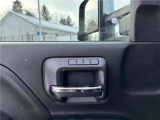 2017 Chevrolet Silverado 2500HD LTZ (Stk: TH183254) in Caledonia - Image 28 of 56