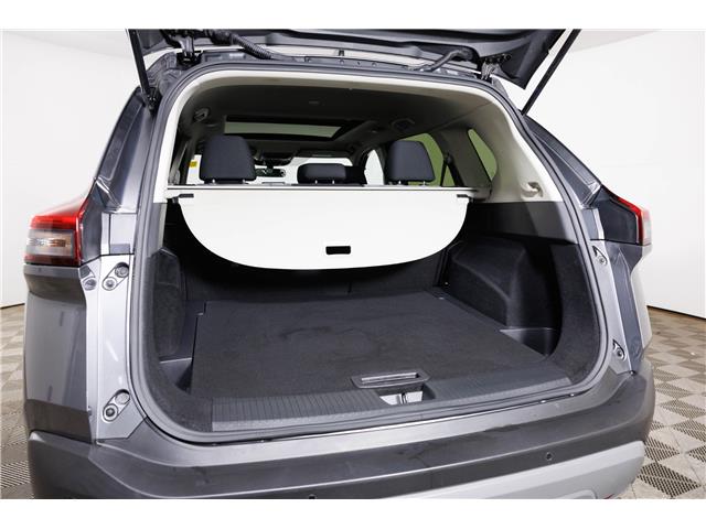 2023 Nissan Rogue SV Moonroof (Stk: Q5090) in London - Image 8 of 30