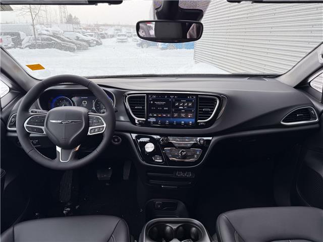 2025 Chrysler Grand Caravan SXT (Stk: 25594) in London - Image 14 of 26