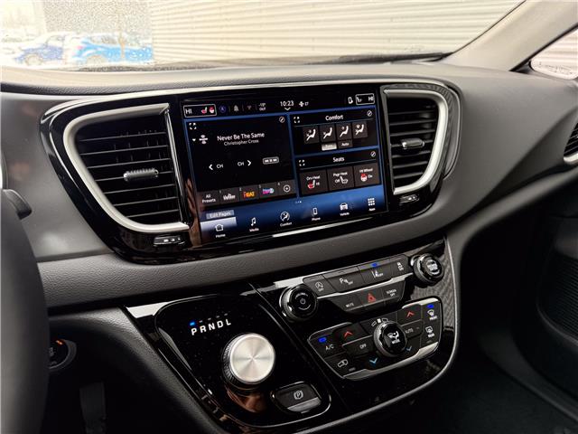 2025 Chrysler Grand Caravan SXT (Stk: 25594) in London - Image 17 of 26