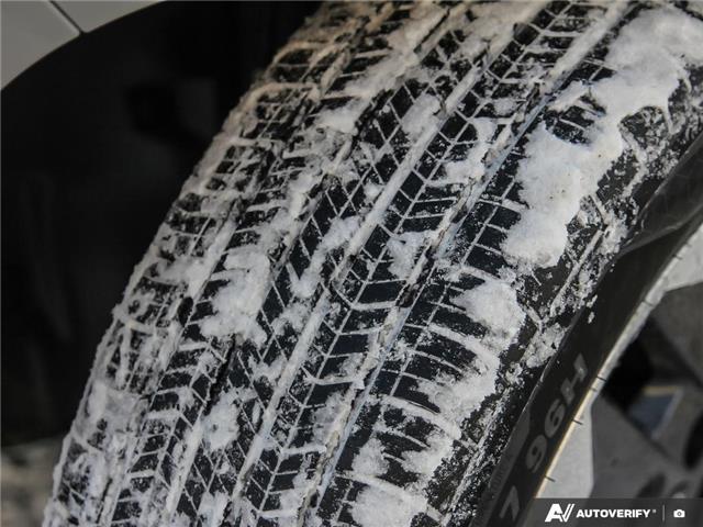 2025 Hyundai Kona Electric Ultimate w/Two-Tone Exterior (Stk: 121493) in London - Image 7 of 26