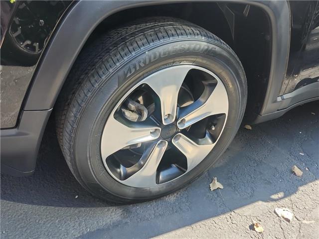 2017 Jeep Compass North (Stk: 165071) in London - Image 5 of 10