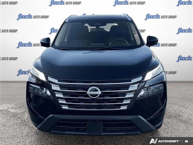 2024 Nissan Rogue SV Moonroof (Stk: 165149) in London - Image 2 of 20