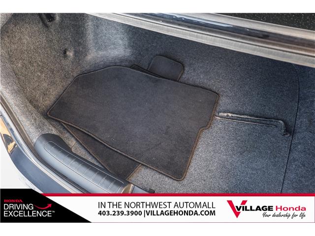 2022 Honda Accord Touring 1.5T (Stk: B9025) in Calgary - Image 9 of 37