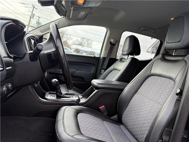 2020 Chevrolet Colorado Z71 in Sussex - Image 7 of 12